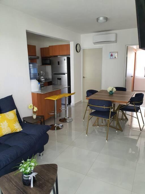 Departamento De Lujo En Manzanillo, Planta Baja Frente A La Alberca Exterior foto